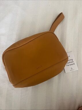 Able Leather Dopp Kit in Cognac Brown